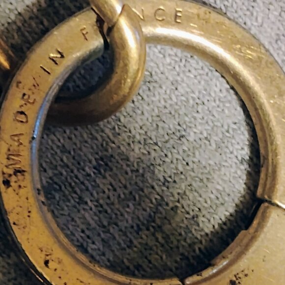 Louis Vuitton charm/ keyring - Picture 7 of 7